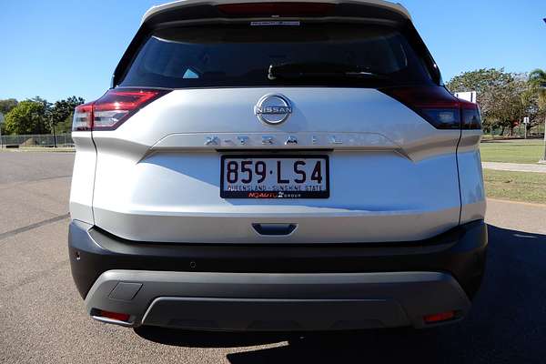2024 Nissan X-TRAIL ST T33