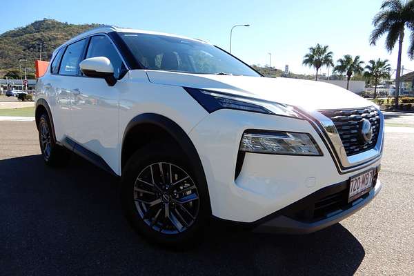 2024 Nissan X-TRAIL ST T33