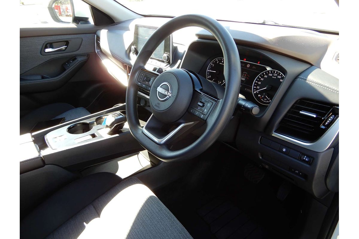 2024 Nissan X-TRAIL ST T33