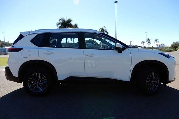 2024 Nissan X-TRAIL ST T33