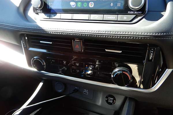 2024 Nissan X-TRAIL ST T33