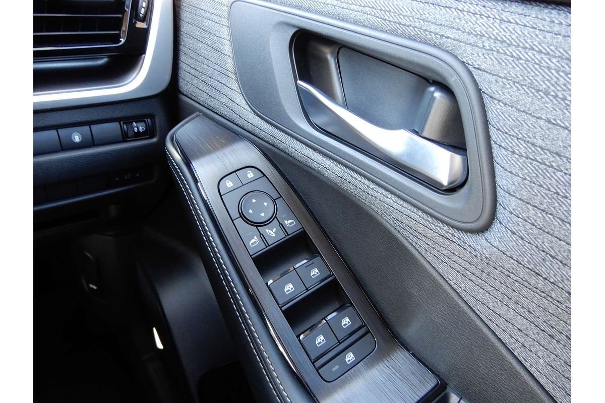 2024 Nissan X-TRAIL ST T33