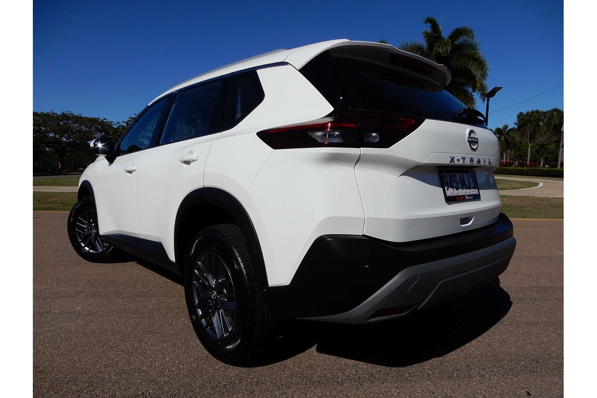 2024 Nissan X-TRAIL ST T33