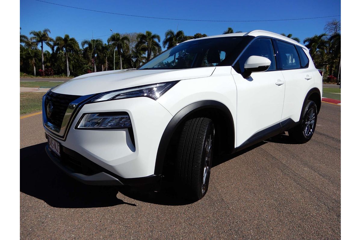 2024 Nissan X-TRAIL ST T33