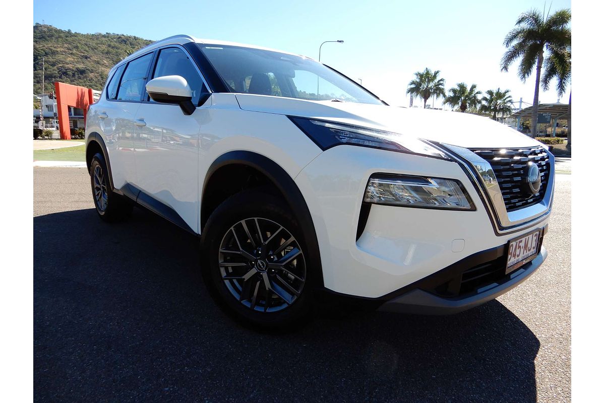 2024 Nissan X-TRAIL ST T33