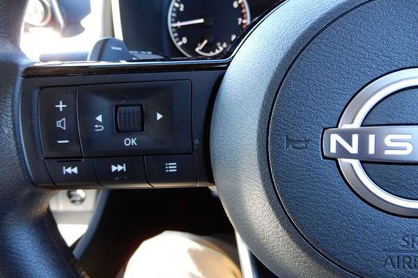 2024 Nissan X-TRAIL ST T33