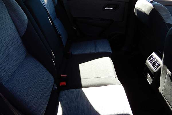 2024 Nissan X-TRAIL ST T33
