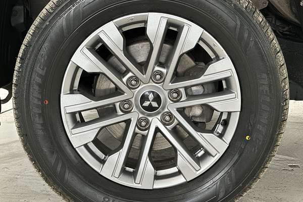 2020 Mitsubishi Pajero Sport GLX QF
