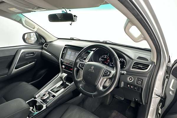 2020 Mitsubishi Pajero Sport GLX QF