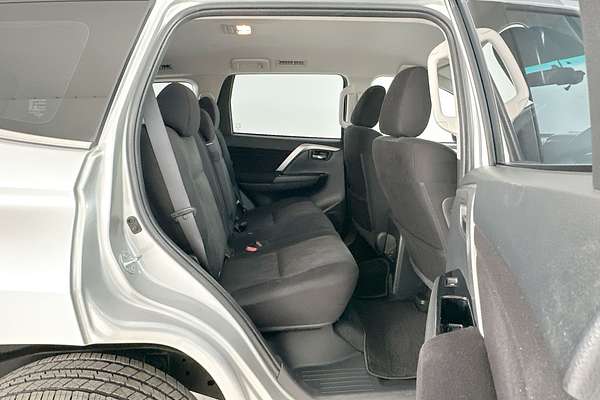 2020 Mitsubishi Pajero Sport GLX QF