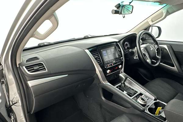 2020 Mitsubishi Pajero Sport GLX QF