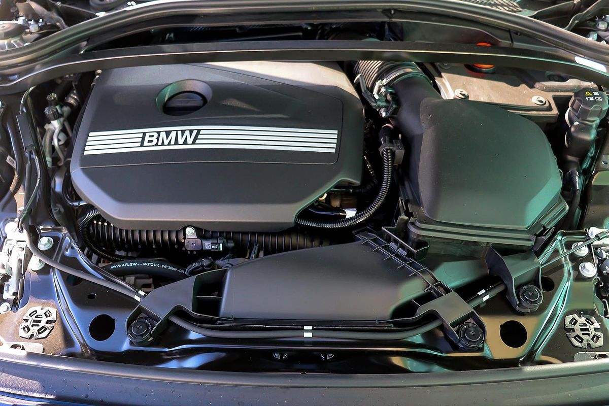 2025 BMW 2 Series 220 M Sport F74