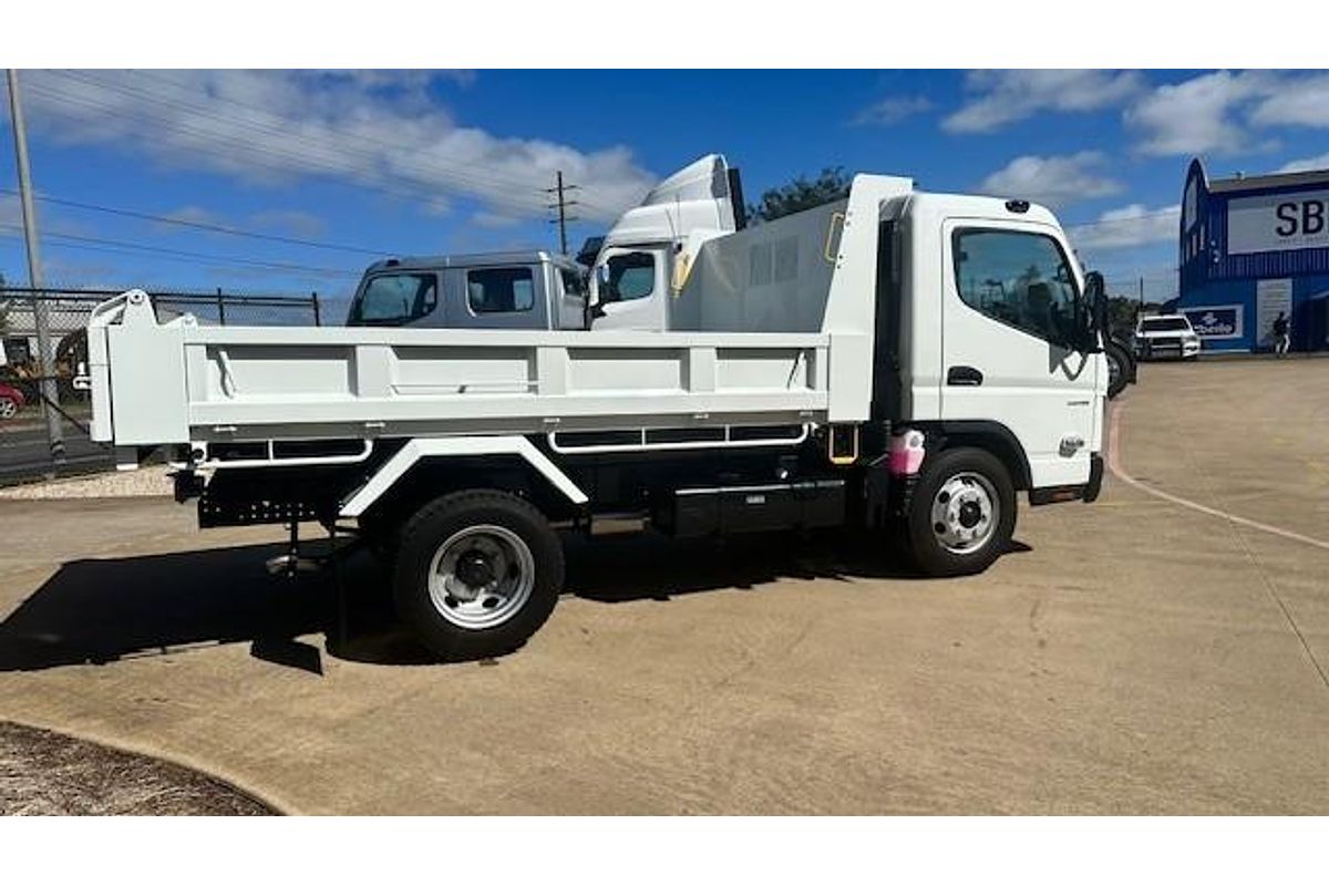 2025 Fuso Canter 815 Tipper