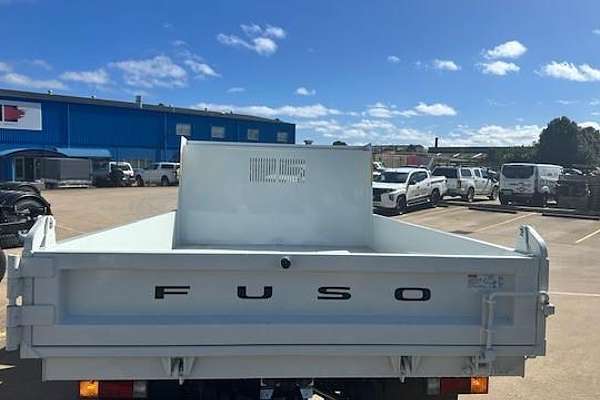 2025 Fuso Canter 815 Tipper