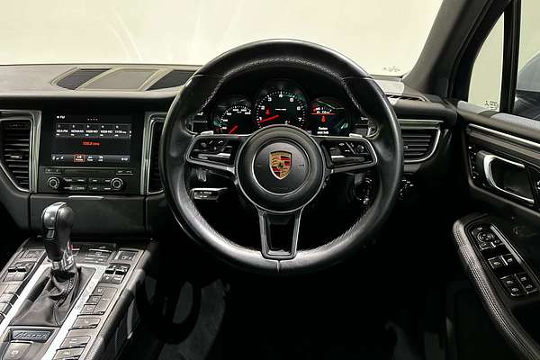 2017 Porsche Macan  95B
