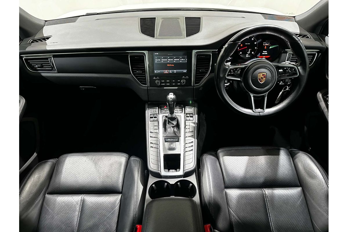 2017 Porsche Macan  95B