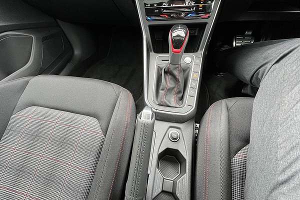 2025 Volkswagen Polo GTI AE