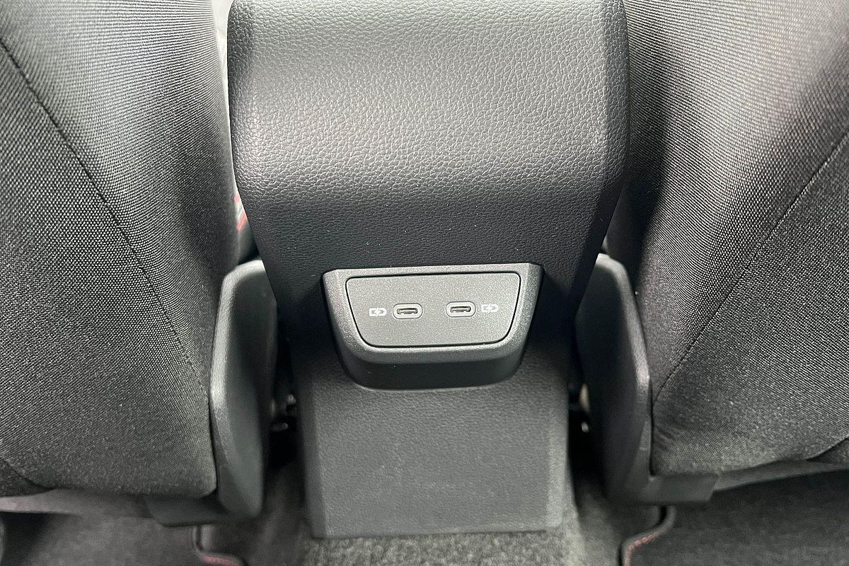 2025 Volkswagen Polo GTI AE