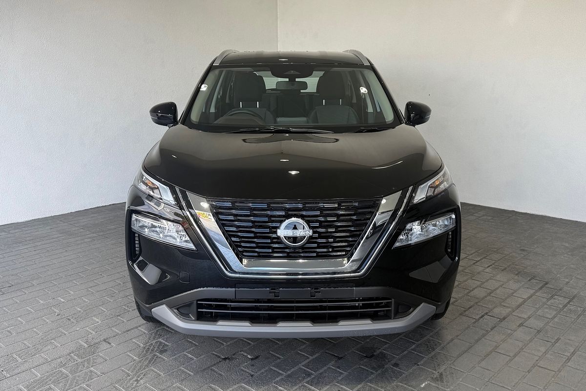2025 Nissan X-TRAIL ST T33