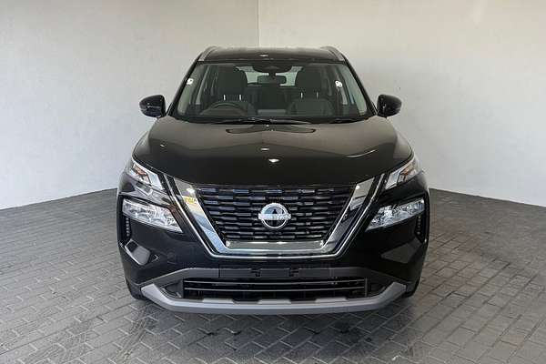 2025 Nissan X-TRAIL ST T33
