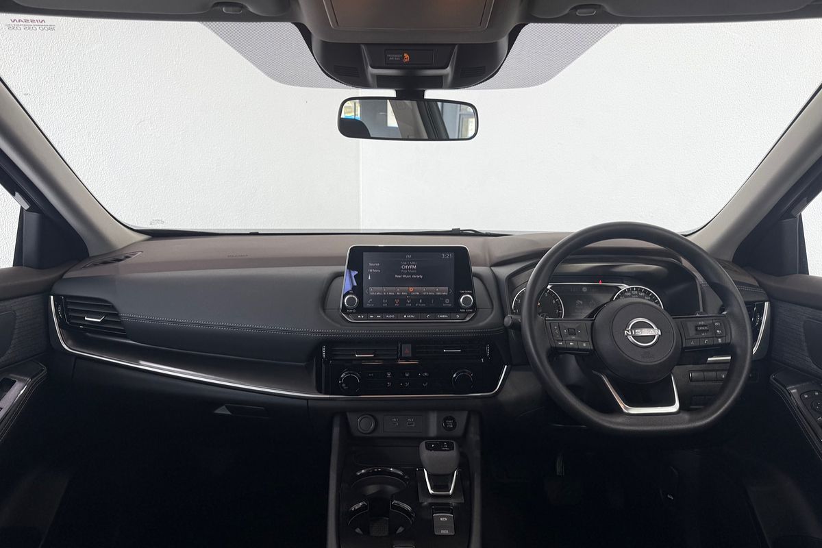2025 Nissan X-TRAIL ST T33
