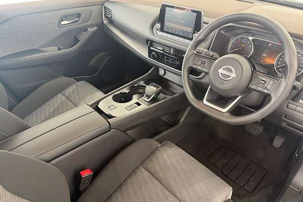 2025 Nissan X-TRAIL ST T33