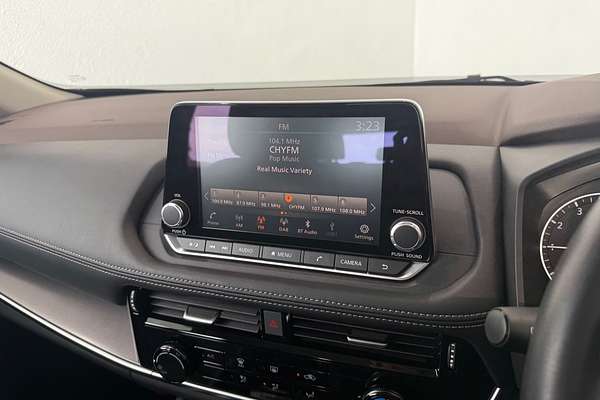 2025 Nissan X-TRAIL ST T33