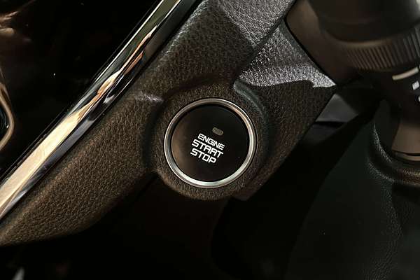 2022 Isuzu MU-X LS-T