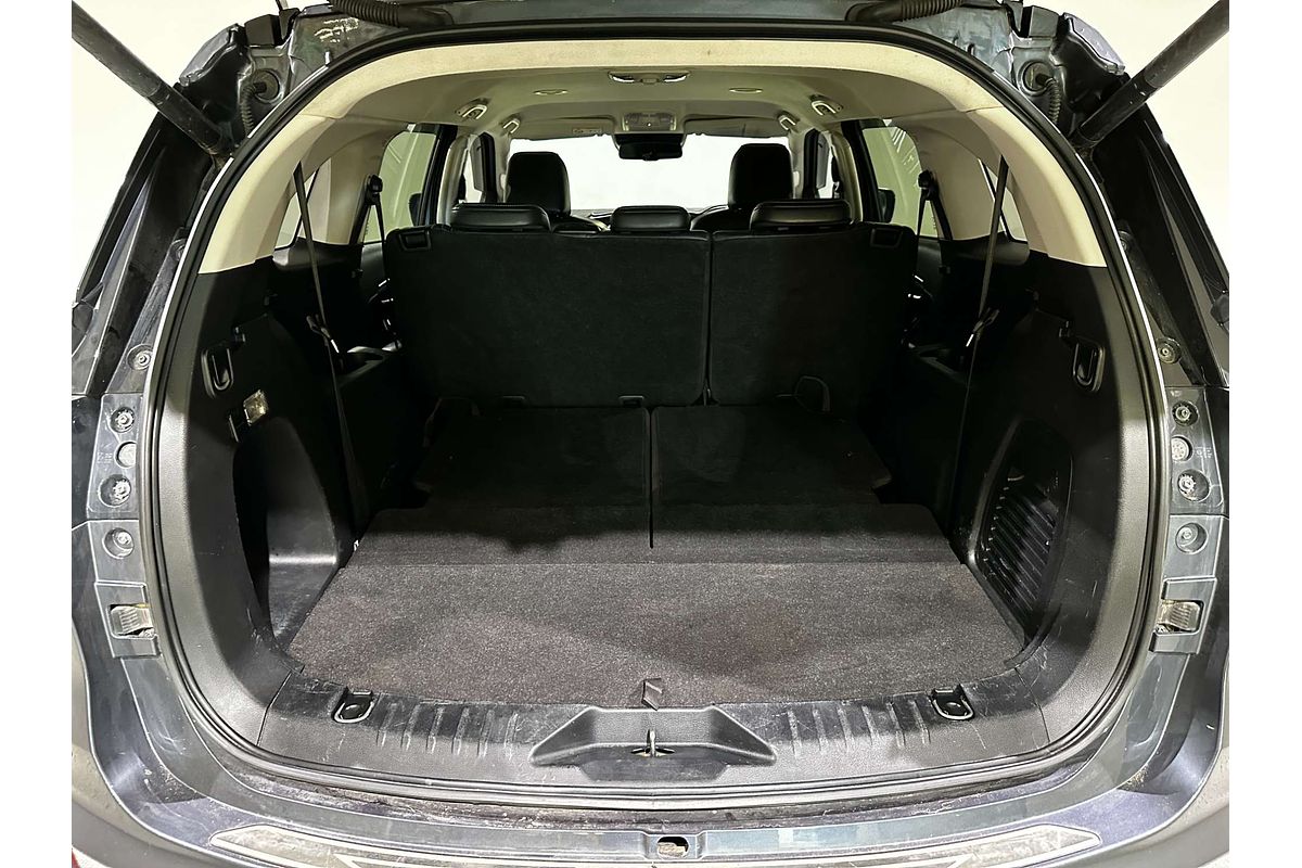 2022 Isuzu MU-X LS-T