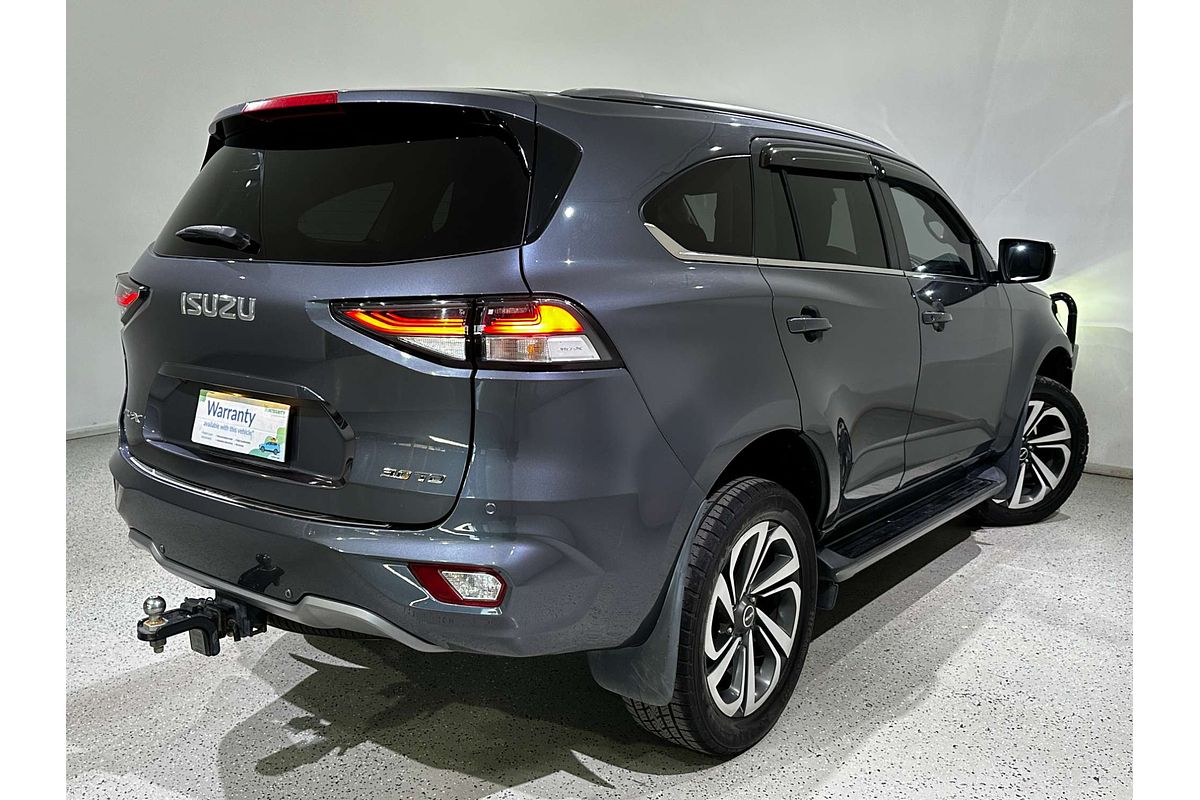 2022 Isuzu MU-X LS-T