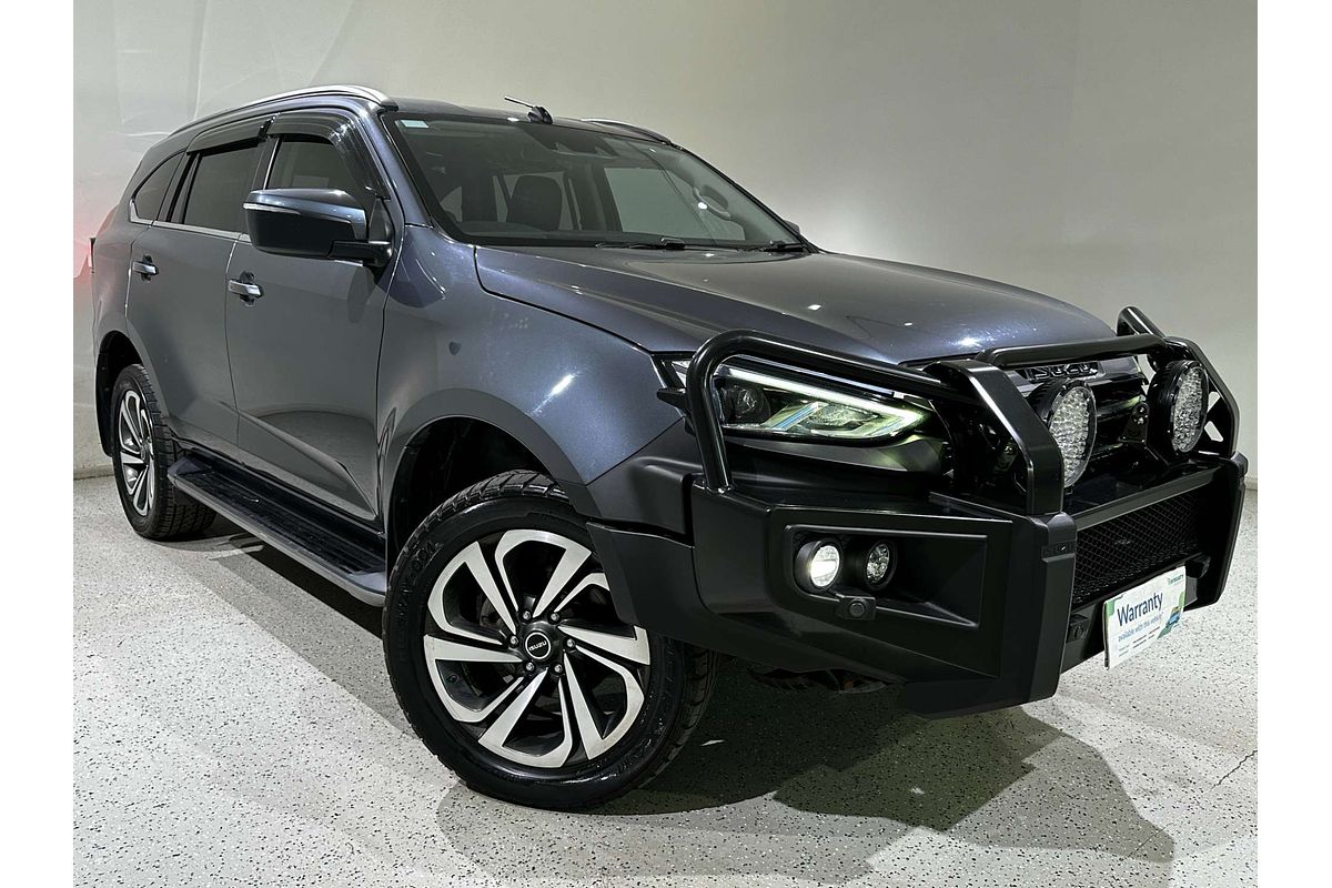 2022 Isuzu MU-X LS-T