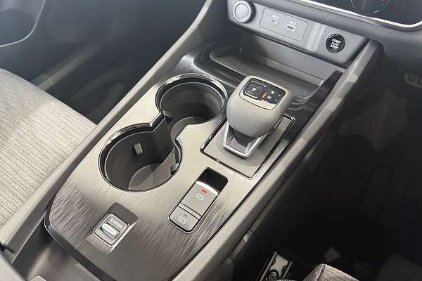 2025 Nissan X-TRAIL ST T33