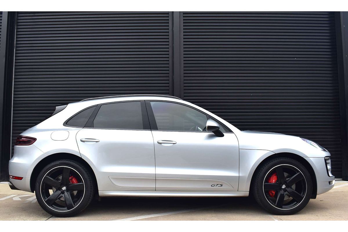 2016 Porsche Macan GTS 95B