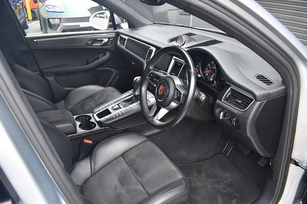 2016 Porsche Macan GTS 95B