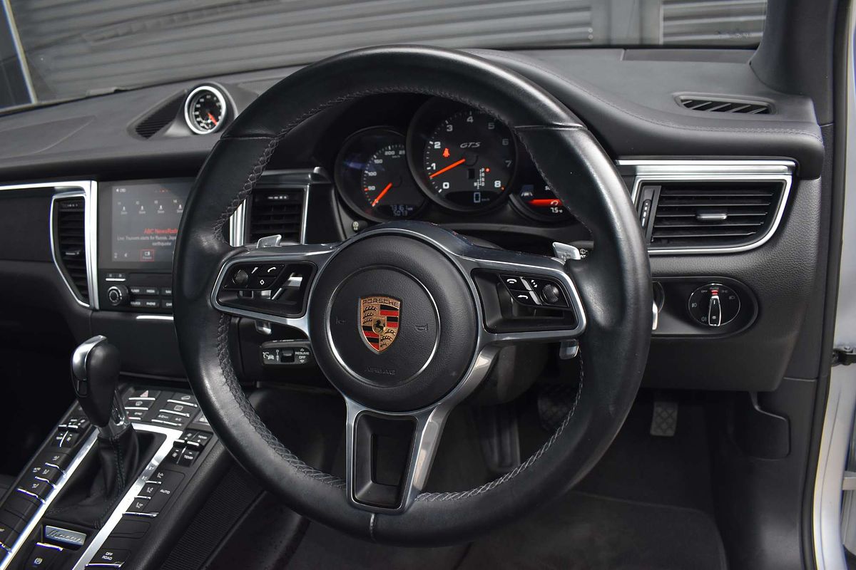 2016 Porsche Macan GTS 95B
