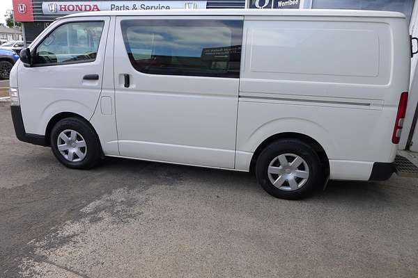 2016 Toyota Hiace KDH201R LWB