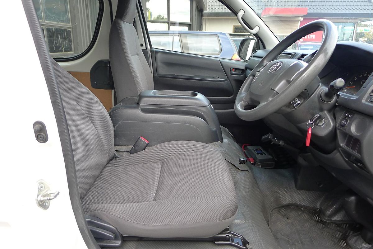 2016 Toyota Hiace KDH201R LWB