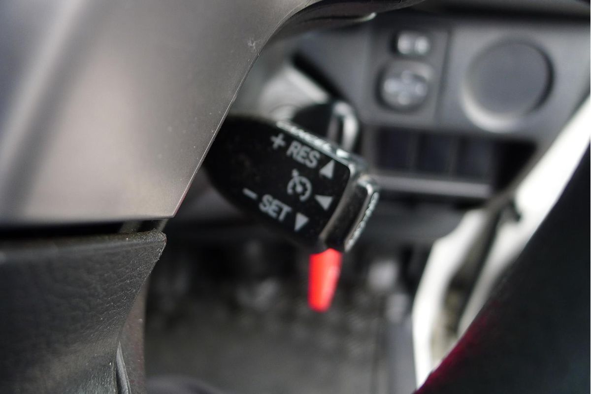 2016 Toyota Hiace KDH201R LWB