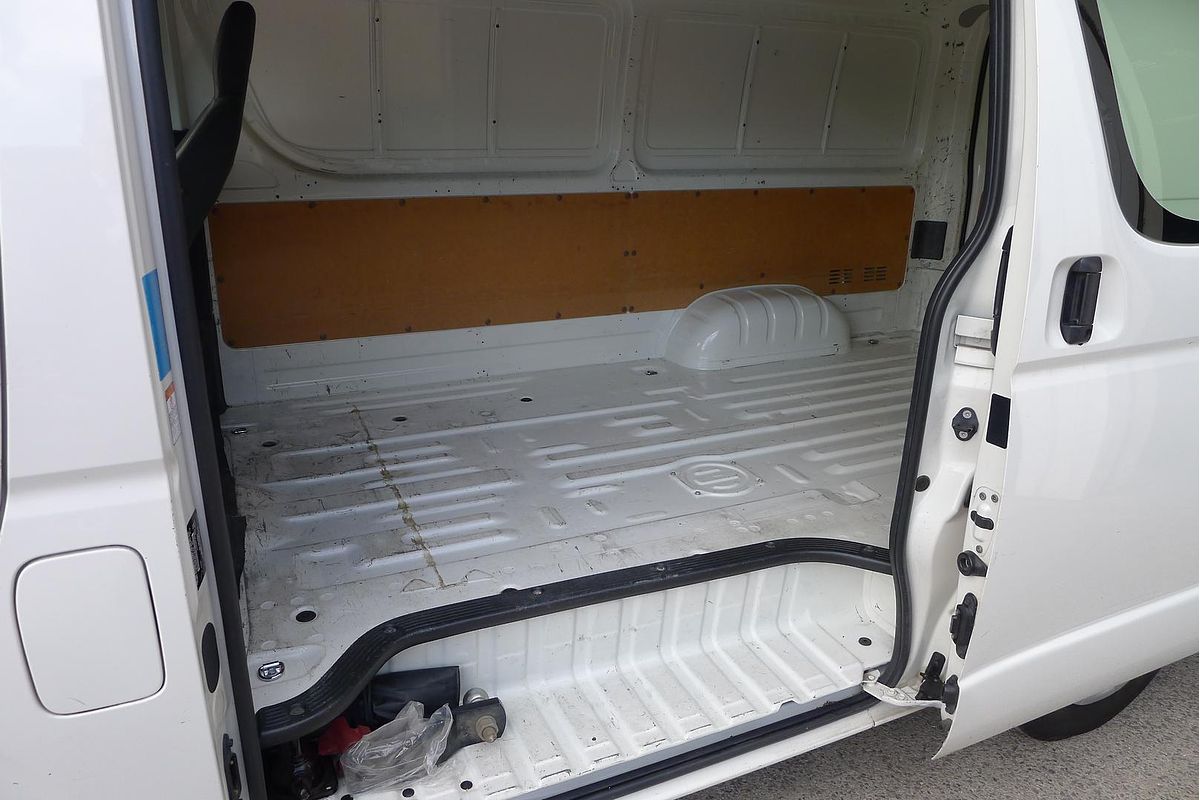 2016 Toyota Hiace KDH201R LWB