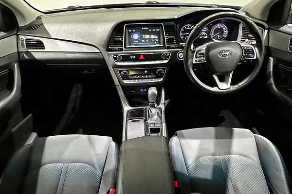 2018 Hyundai Sonata Active LF4