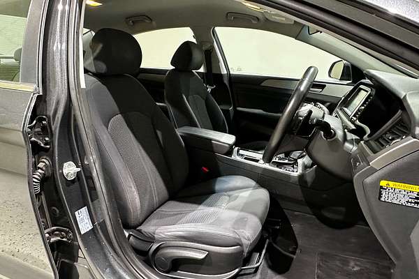 2018 Hyundai Sonata Active LF4