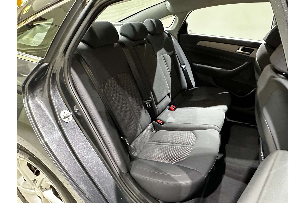 2018 Hyundai Sonata Active LF4