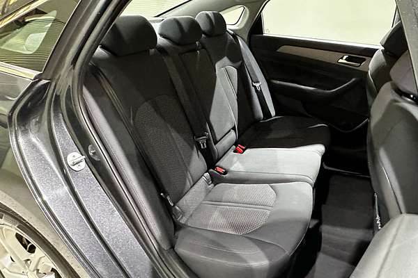 2018 Hyundai Sonata Active LF4