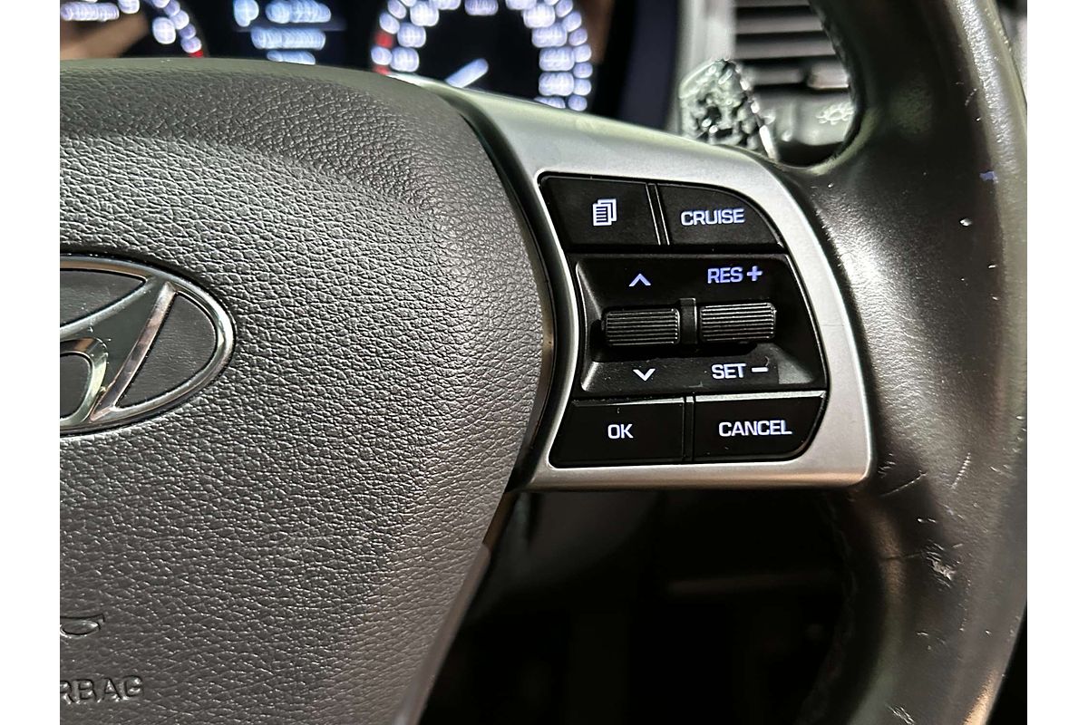 2018 Hyundai Sonata Active LF4