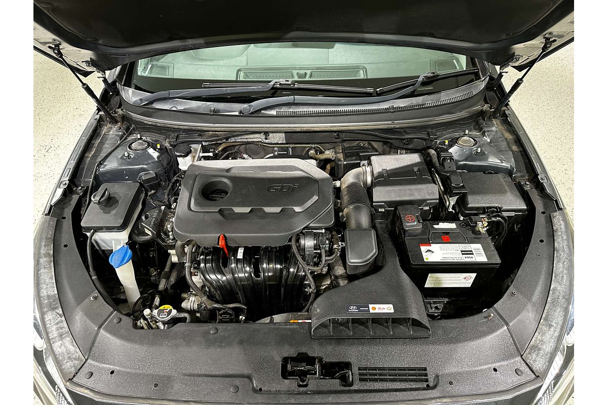 2018 Hyundai Sonata Active LF4