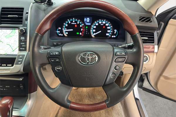 2012 Toyota Crown Majesta I-four 4WD