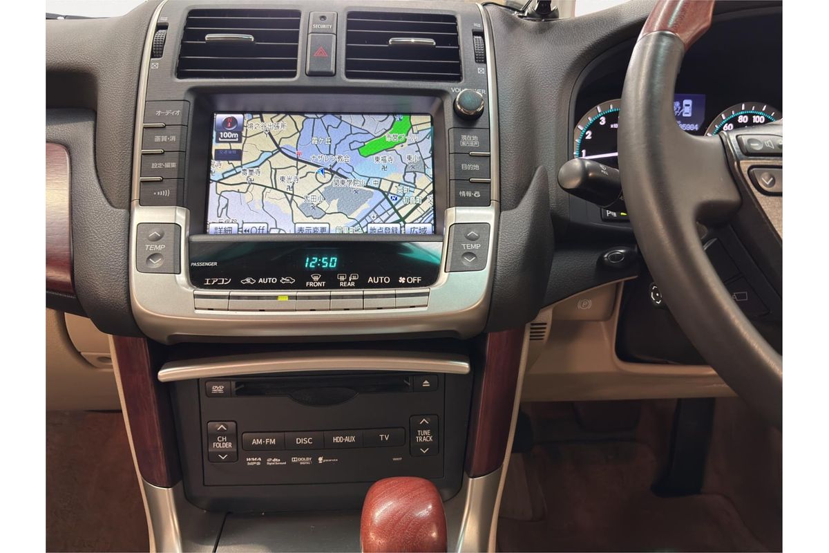 2012 Toyota Crown Majesta I-four 4WD