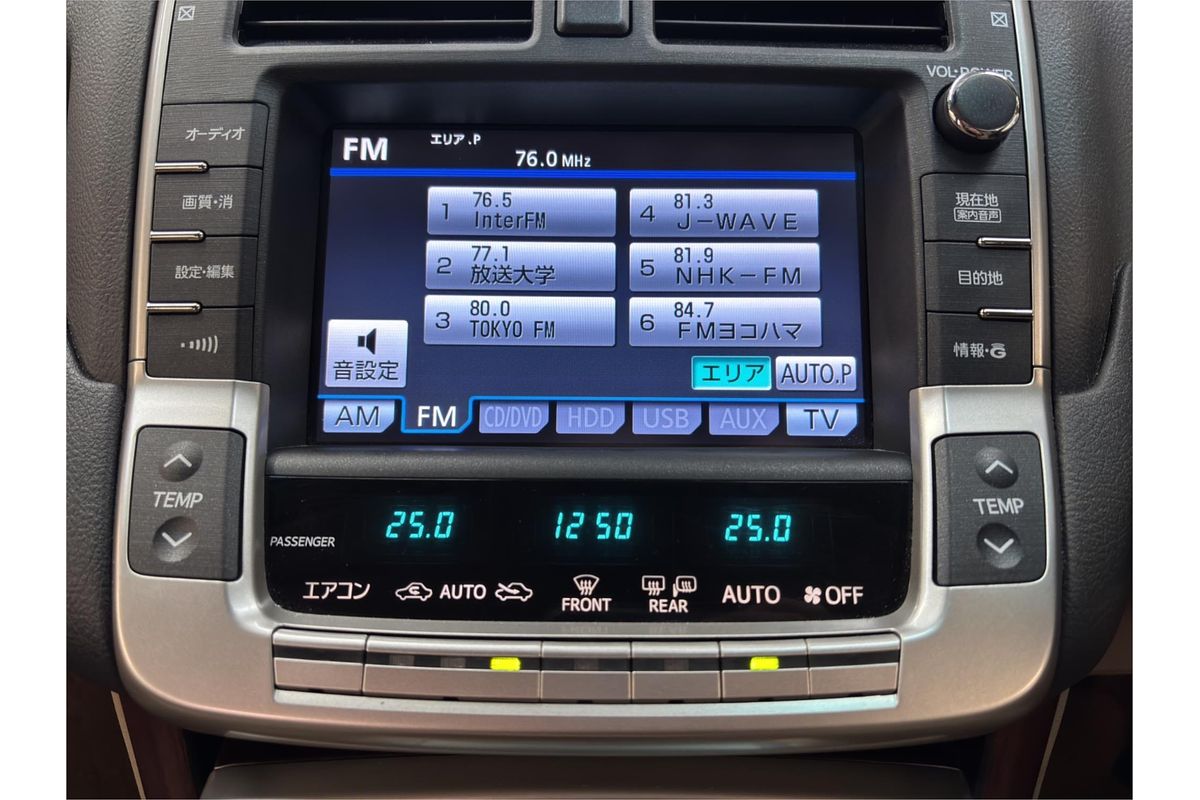 2012 Toyota Crown Majesta I-four 4WD