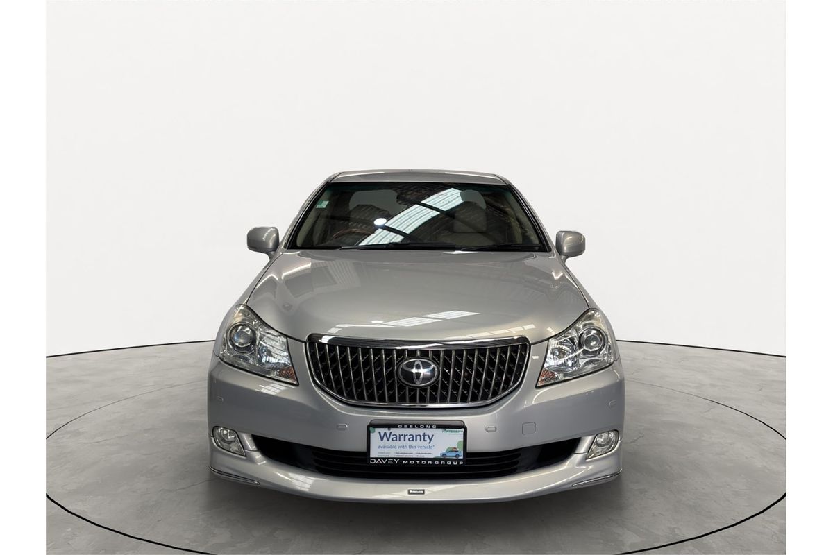 2012 Toyota Crown Majesta I-four 4WD