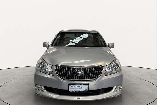 2012 Toyota Crown Majesta I-four 4WD
